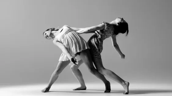 A bailar en la universidad