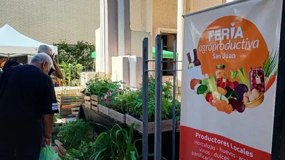 La Plaza Seca del Centro Cívico se prepara para recibir a la Feria Agroproductiva