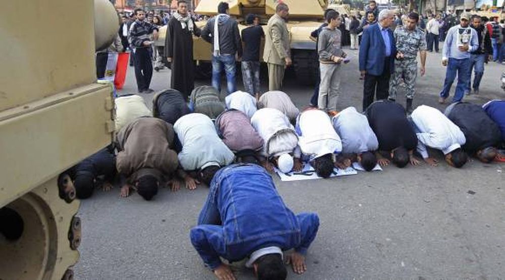 Tambalea el poder egipcio