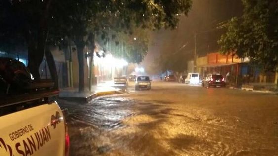 La lluvia generó complicaciones a familias de Rawson, Pocito e Iglesia