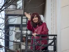 Cristina Kirchner en su detención domiciliaria. Cristina Kirchner en su detención domiciliaria.