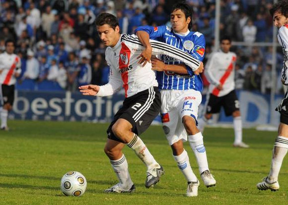 Godoy Cruz ganó y se queda en Primera División