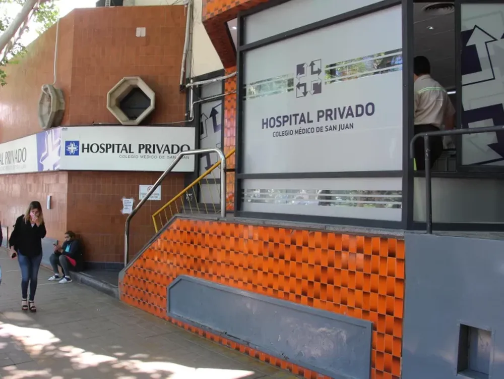 Coronavirus: una joven de 26 años, entre las 8 víctimas de hoy; además, 580 nuevos contagios