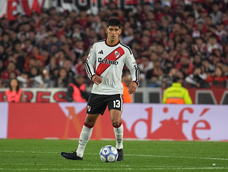 River gana 1-0 y el VAR le anuló el segundo ante Racing.