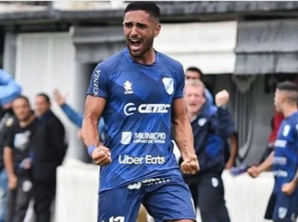 Alexis Vega llega para San Martín