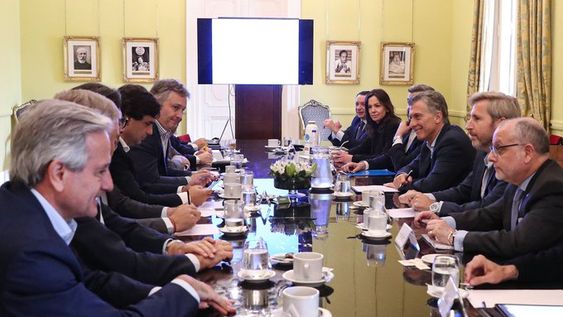 Macri le dijo a su gabinete que vio a Alberto Fernández “desencajado”