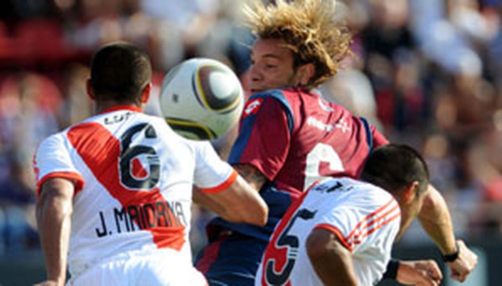River y San Lorenzo se conformaron con el empate