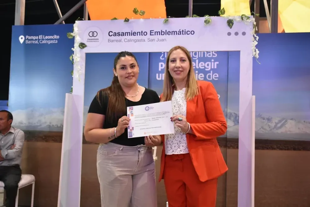 El año pasado, en el stand del Ministerio de Gobierno en la FNS, se sortearon 3 Matrimonios Emblemáticos.