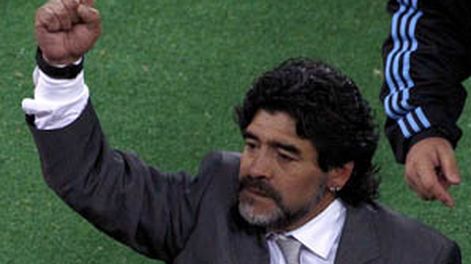 Maradona: “Me gustó la contundencia del equipo”
