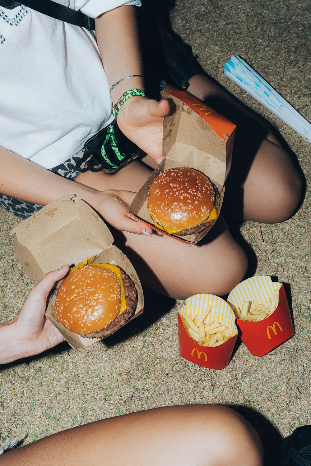McDonalds reafirma su compromiso con la calidad evolucionando la preparación de sus hamburguesas más icónicas