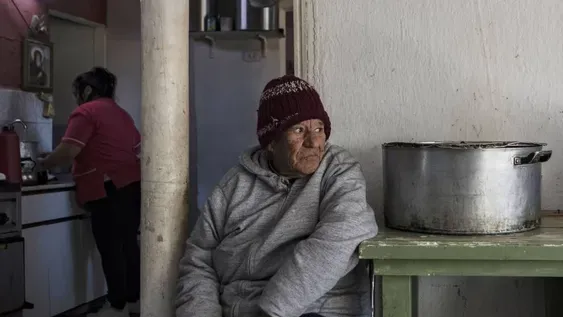 Un 26% de los ancianos sufre pobreza estructural en el país, según la UCA
