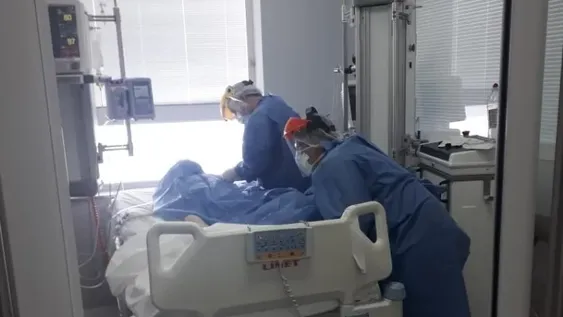 Casi 100 sanjuaninos están en área crítica, 49 de ellos con asistencia respiratoria mecánica