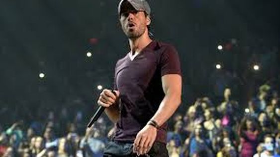 Enrique Iglesias es el “mejor artista latino de todos los tiempos”