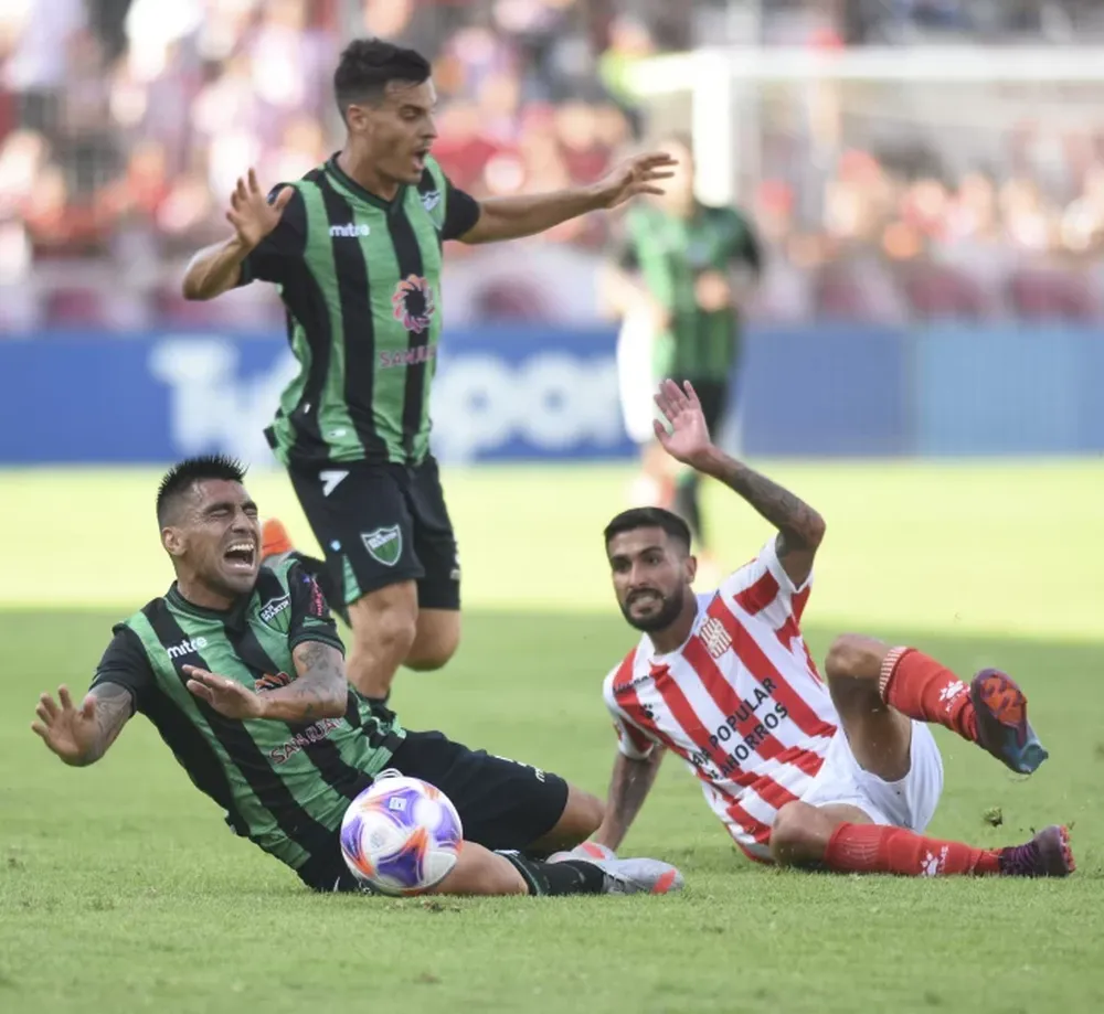 El tocayo no le tuvo piedad