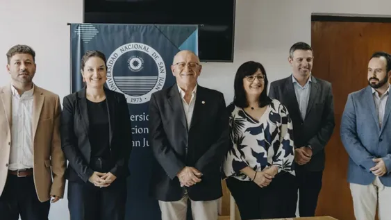 ACUERDO. Ingeniería verde es un proyecto que trabajan en conjunto la UNSJ con Vicuña Corp. Las dos ediciones anteriores las firmaron con Josemaría, la firma anterior a la fusión entre Lundin y BHP.