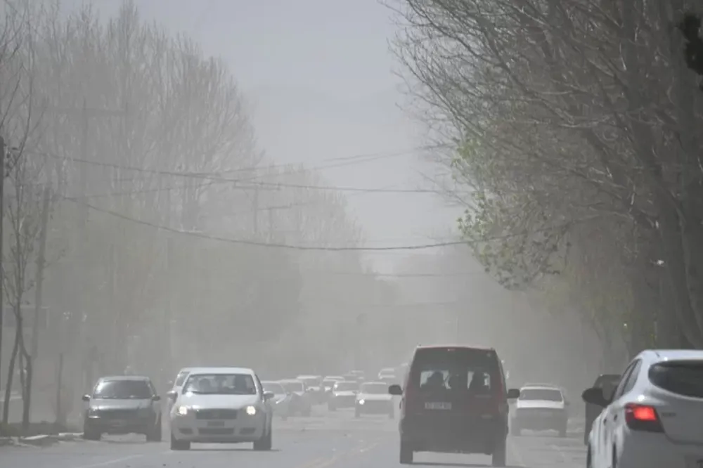 Pese al arranque con viento Sur, el Zonda elevará la temperatura