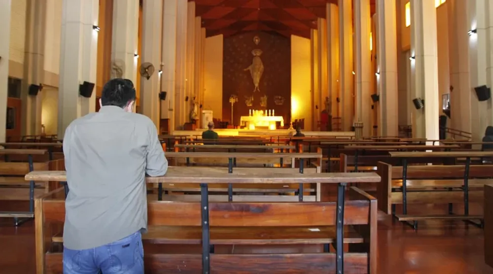 Los templos religiosos tampoco tendrán actividad hasta el 30 de mayo