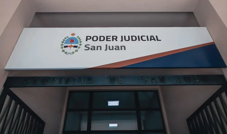 Treparon techos para robar en Capital y uno terminó con 2 años y medio de prisión efectiva