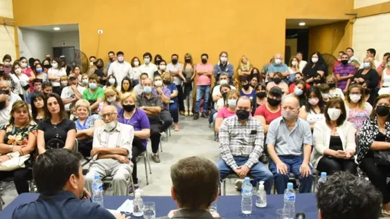 Santa Lucía: suenan dos figuras conocidas y una nueva en el FdT