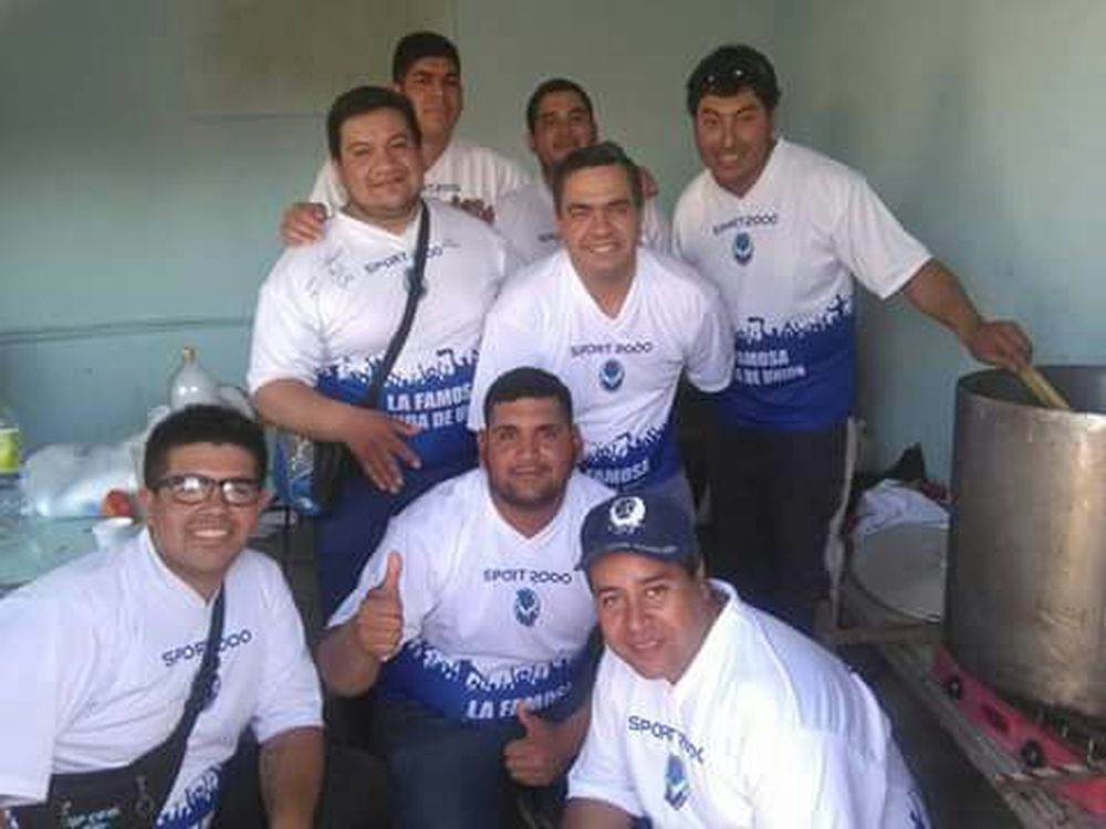Los hinchas que ponen el pecho para enfrentar la crisis de Unión