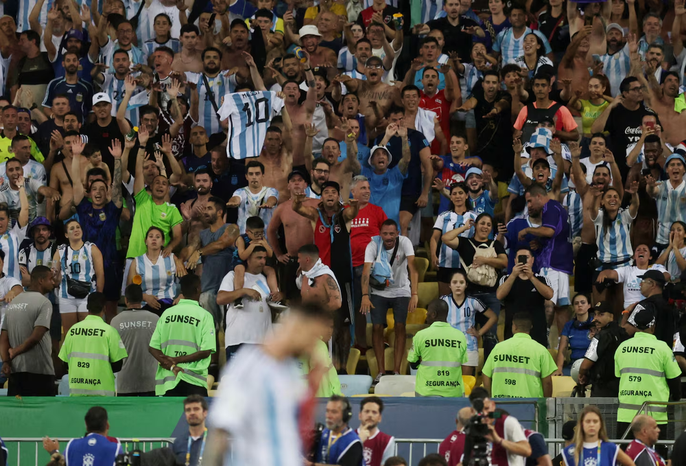 Hinchada argentina. Foto: Reuters.