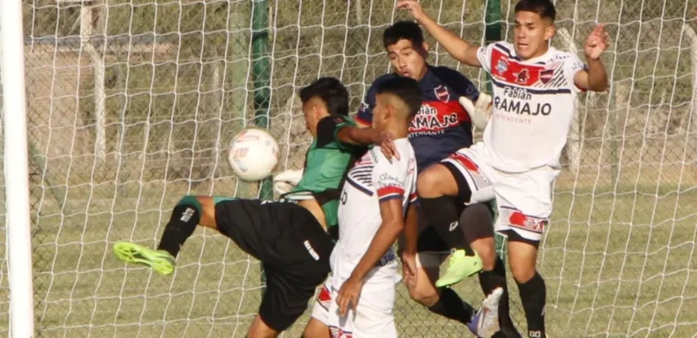 San Martín, líder del Torneo de Invierno