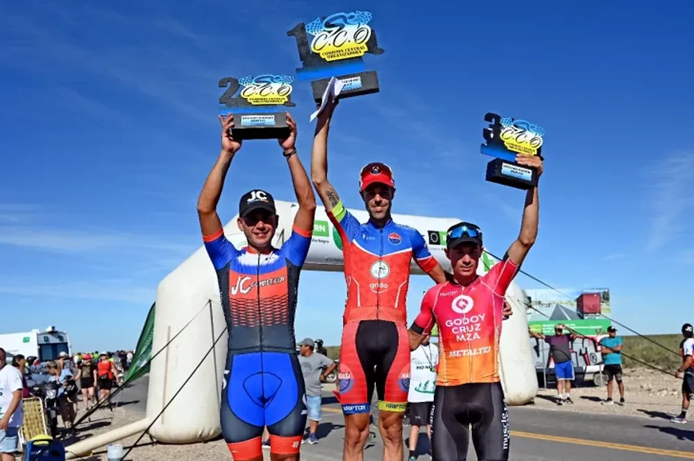El sanjuanino Leandro Velárdez, protagonista en la tercera etapa de la Vuelta al Valle en Allen