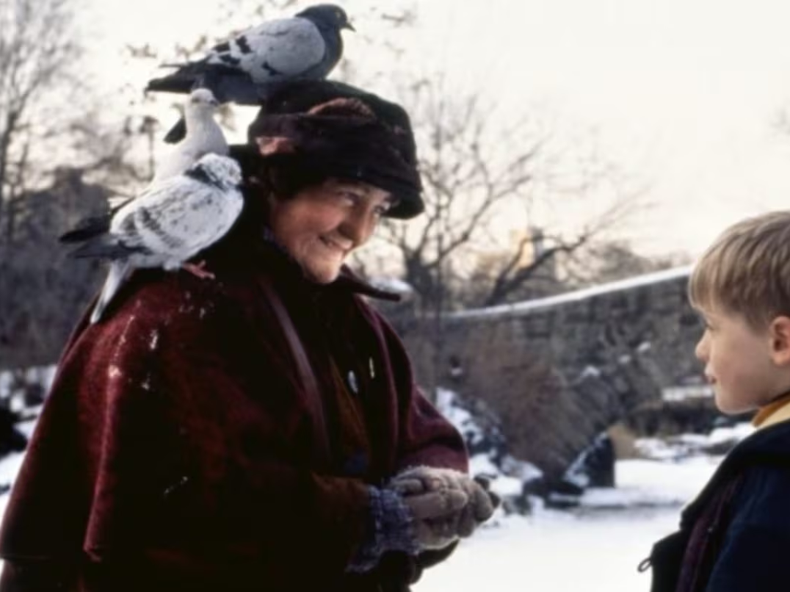 Murió Brenda Fricker, la actriz que encarnó a la mujer de las palomas en Mi pobre angelito 2
