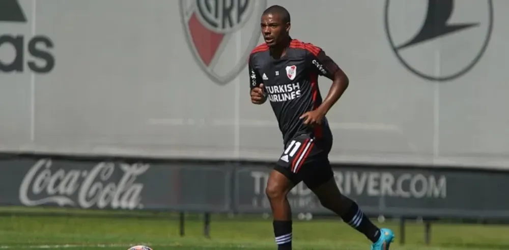 River prueba a De la Cruz para ver si llega a la revancha ante Vélez