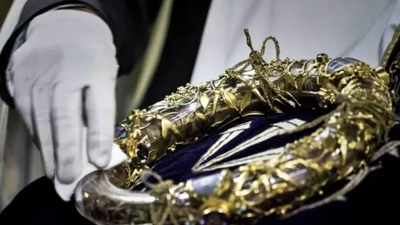 Las reliquias de Cristo que guarda la catedral de Notre Dame de París
