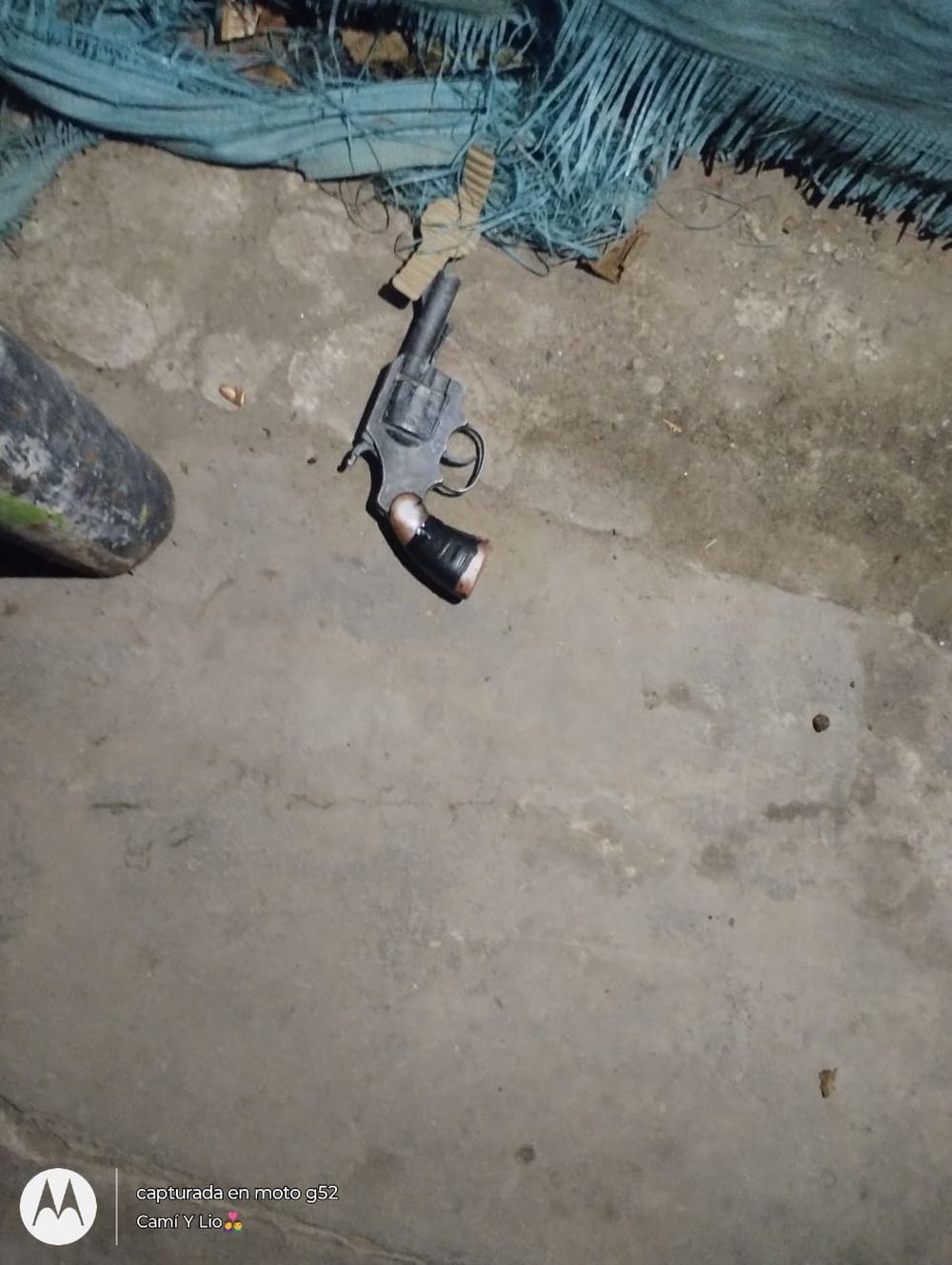 El arma terminó siendo de utilería. 