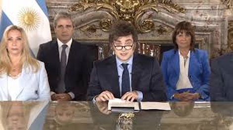 FONDOS. Milei adelantó Argentina recibirá, en total, 32 mil millones de dólares.