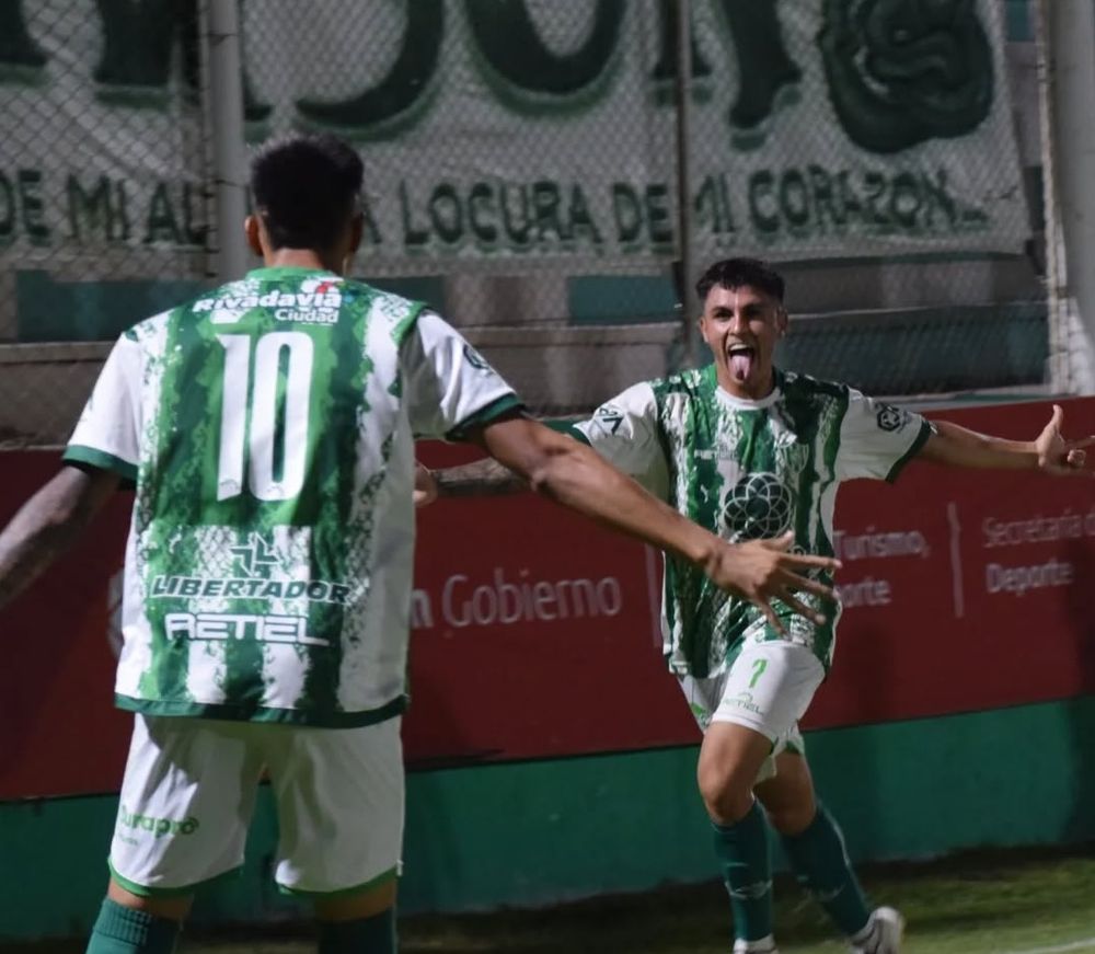 Rodrigo Galván llegó comon refuerzo este año a Sportivo Desamparados, debutó como titular y anotó dos goles para la victoria ante Atenas.&nbsp;