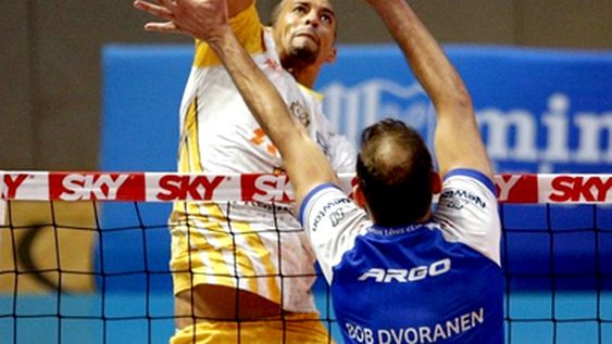 Se sumarán dos brasileños