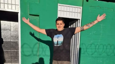 El Pato, el reconocido hincha de San Martín que murió este viernes.&nbsp;