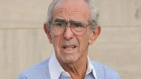 Venden los anteojos de Ricardo Barreda y piden millones a cambio