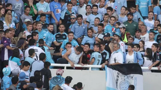 Murió el hincha que fue arrojado al vacío en el clásico cordobés
