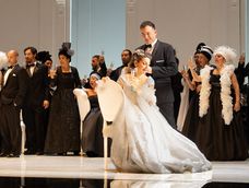 La agenda cultural de San Juan incluye una nueva función de La Traviata, la producción del Teatro Colón con la que el Teatro del Bicentenario celebra sus 10 años.&nbsp;
