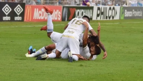 Atlético Tucumán le ganó a Talleres y jugará con River en cuartos