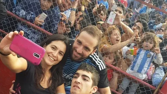Higuaín, muy afilado en el entrenamiento