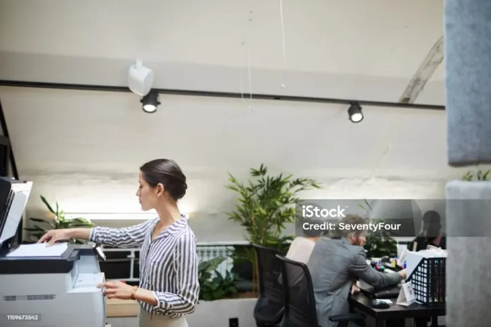 El cerebro olvidado de la oficina: la impresora como centro documental