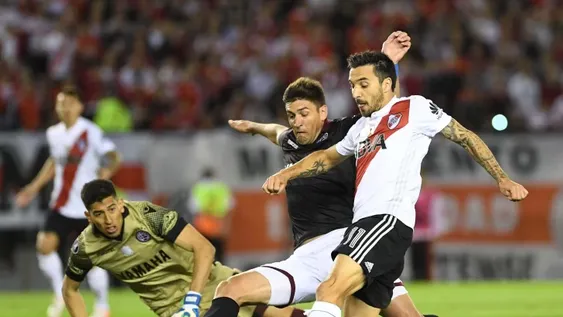 Scocco: “Lo importante es mantener el arco en cero de local”