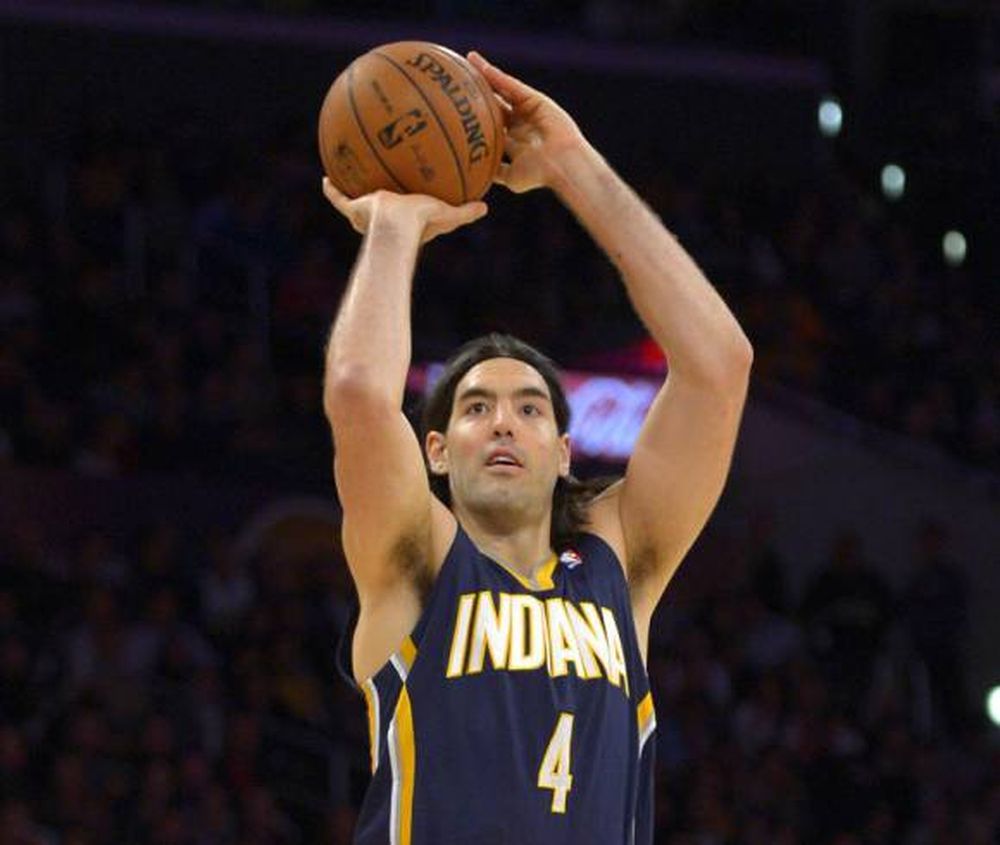 Scola ayudó a un nuevo triunfo de Indiana