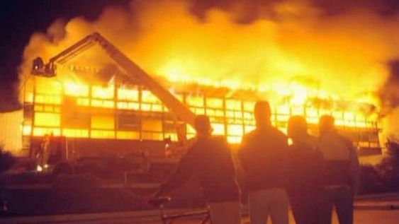 Se incendió el histórico casino de Necochea