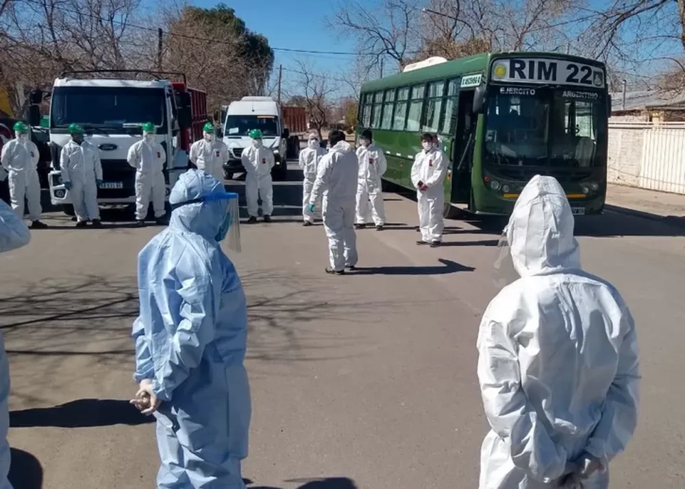 Dan consejos a personas aisladas