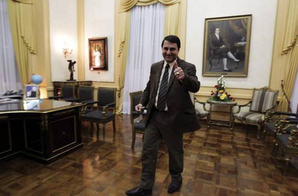 Argentina saca al embajador  tras la destitución de Lugo