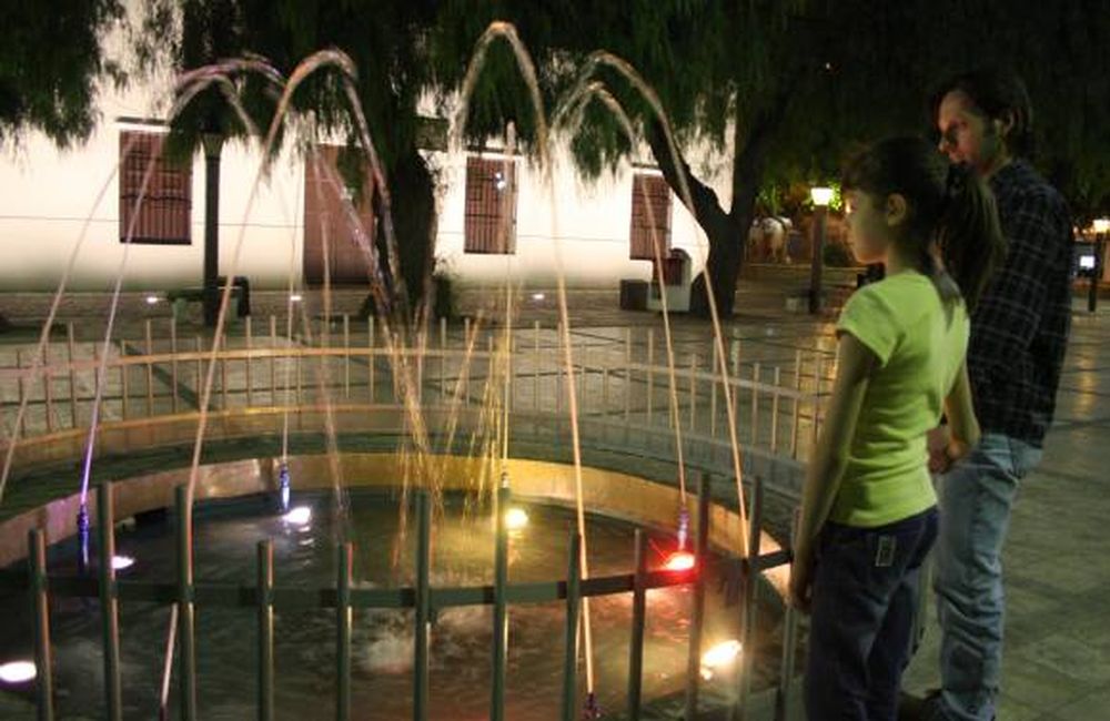 Sacarán la fuente polémica que está entre Turismo y la Casa de Sarmiento