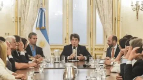 El Gobierno y legisladores de LLA comenzaron a trabajar en una segunda etapa de la ley Bases