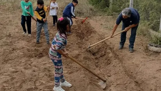Alumnos agricultores y ecológicos