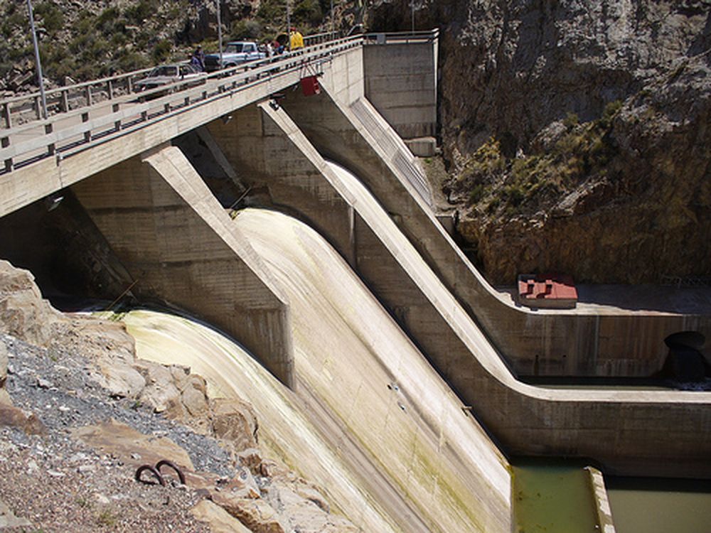 Mendoza irá a la Corte para demandar a Nación por unos $25.000 millones